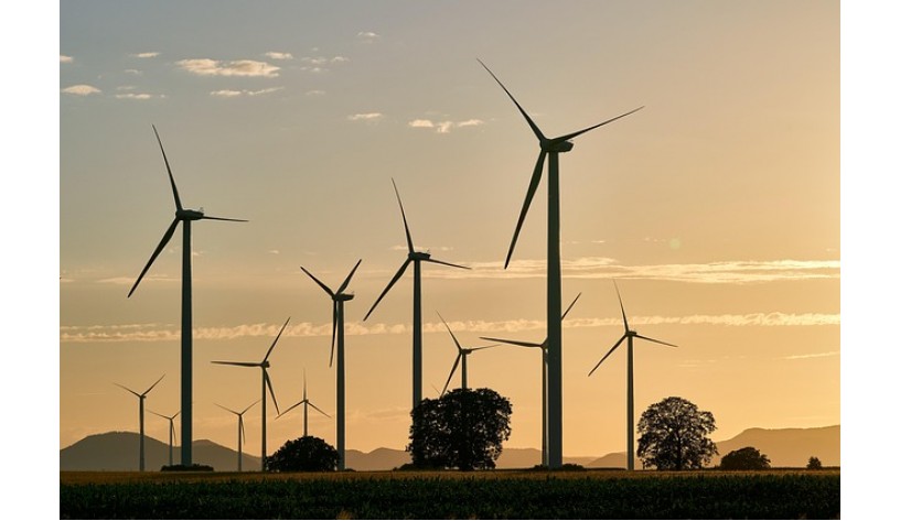 光動能·新未來——新能源光電的綠色革命